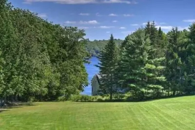 Image de The Willows/Damariscotta Lake