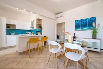 Sardinia Re - Emerald House