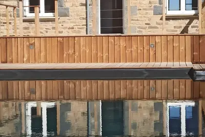 Image de Maison 4 Personnes Avec Piscine Naturelle, Animaux Acceptés