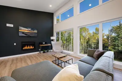 Image de Okanagan 97: Luxe Hivernal près des Pentes de Ski