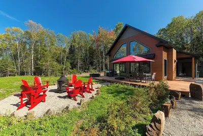 Image de Petite Charlevoix 1: Spa, Foyer, Havre