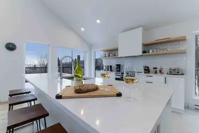 Image de Le Chaleureux 61: Vues Exclusives & Luxe Hivernal