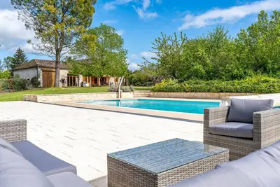 Image de Maison Longchamps - Cinq Chambres Villa, Couchages 10