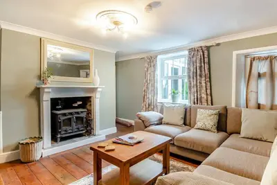 Image de Post Office Cottage - Quatre Chambres Maison, Couchages 7