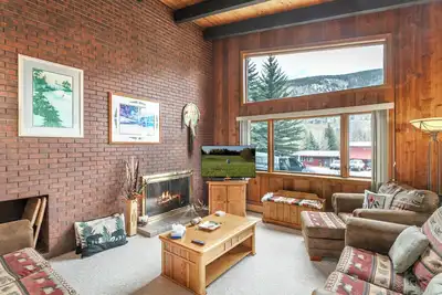 Image de Cozy Condo, Mountain Views, On Complimentary Shuttle Route