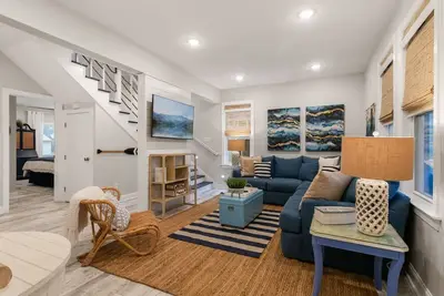 Image de Beach House w/ Luxe amenities!