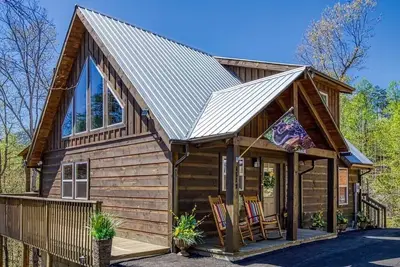 Image de Newer 3 Bdrom-Two Kings- Great location! Hot Tub- Arcade-Cozy Quiet-Affordable