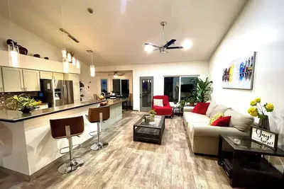 Image de Beautiful House By The Lake - 3 Bedrooms