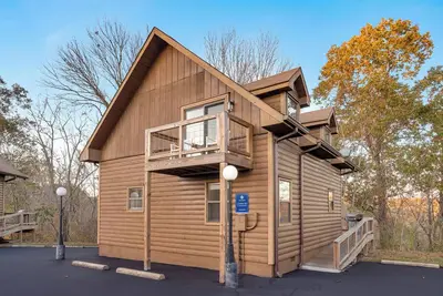 Image de Breathtaking 4 Bedroom Chalet. 5 Miles from Dale Hollow Lake #1