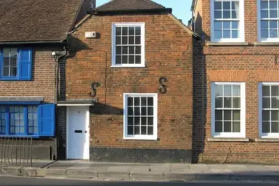 Image de Grade Ii listed cottage | Free Parking