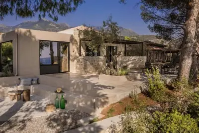 Image de Remarkable Kardamyli Beachfront Villa | Villa Millennium Earl | 2 Bedrooms | Spacious Furnished Outdoor Area with Spectacular Sea Views | Ritsa
