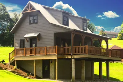 Image de Playin' Hooky at Water's Edge Cabins