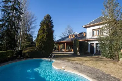 Image de Maison de campagne \"Petit Castanyer\" avec vue sur les montagnes, piscine privée et Wi-Fi