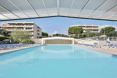 Image de 06u - Beau studio en résidence - piscine et tennis