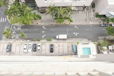 Image de 💎Location💎 5min to 🏄♀️🏊♀️🐠🦈🌸 free parking 🚙🅿️, fast Wifi💻 🌺F17a07🌺