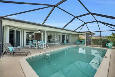 Image de The Happy Place - 3 beds\/2 baths w. heated pool