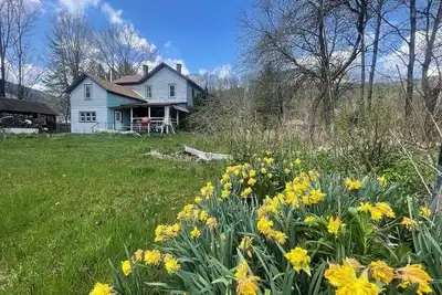 Image de One of a kind spacious house located on the East Branch of Delaware riverfront