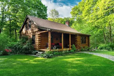 Image de Cozy Maple Tree Cabin - Situated on 6 private acres- Enjoy nature