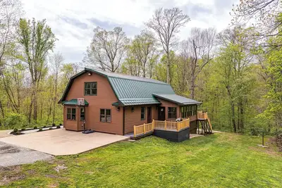 Image de Family-Friendly Milton Home on 14 Acres w/ Hot Tub