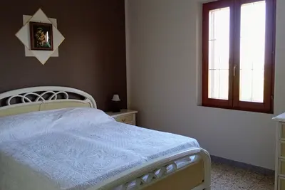 Casa Vacanze Lea - Casa di Campagna con Vista Panoramica Sulla Valle del Metauro
