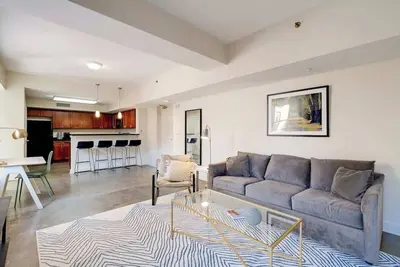 Image de Modern Apartment with in Historic Building