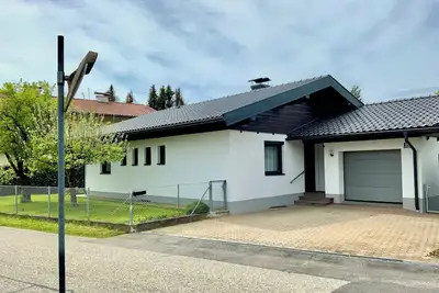 Image de Garden Paradise - Ferienhaus mit 400m2 Garten - Nähe Ossiacher See