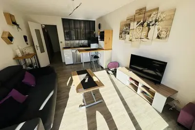 Image de Appartement rénové près du port avec parking privatif