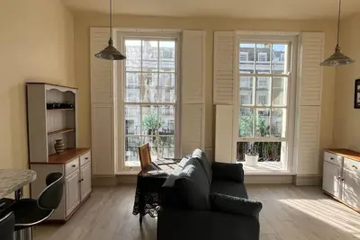 Image de Primrose Hill Cultural Living