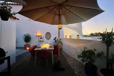 Casa Pirilampo in the heart of Ferragudo, 450m from the beach Pet friendly