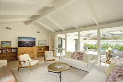 Image de 3938 La Vida Lobos - Adorable Cottage In the Pines