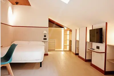 Image de Mini Studio For Rent Near Santiago Bernabeu Stadium