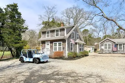 Image de Renovated Chatham Compound on Bike Path, Less Than a Mile to the Beach