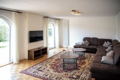 Image de Ganzes Haus für den Gruppen- und Familienurlaub