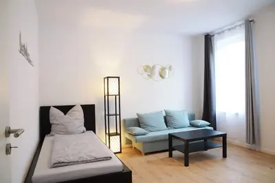 Image de Schöne Groß Ferienwohnung 78m² Ideal für Familie 3 Schlafzimmer Zentrumnah 1. og