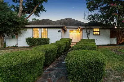 Image de Beautiful Home with Pool in Rowlett\n\n