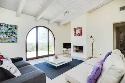 Image de Appartement de vacances avec terrasse, air conditionné et internet