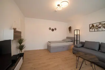 Image de Schöne Groß Ferienwohnung 79m² mit 2 Bad Ideal für Familie und Gruppe, 2. og