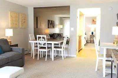 Image de Dover - Modern & Stylish Furnished 1 Bed/1 Bath