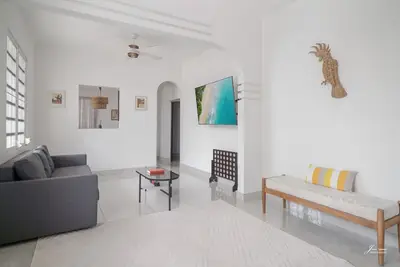 Villa Blanca | San Juan | La Plácita
