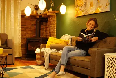 Image de Mid-century modern cabin with spacious 2-bedroom, 1-bathroom, private backyard