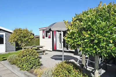 Chalet Florence 5, 6- Persoons met Veel Privacy; Huisdiervrij, ruime Tuin
