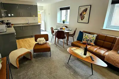 Image de Pass the Keys | Flat 3 · Stylish Modern Apt with Patio