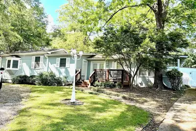 Image de Spacious Renovated 1 Level; 1br/1ba; Close to Athens, Uga, restaurants, shopping