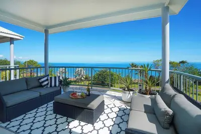 Image de Sensational Sunsets | Ocean Views from Top Floor
