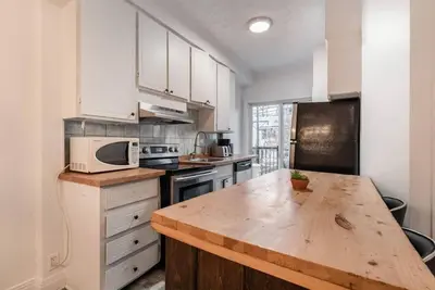 Image de Appartement 1 chambre avec balcon près Métro Frontenac