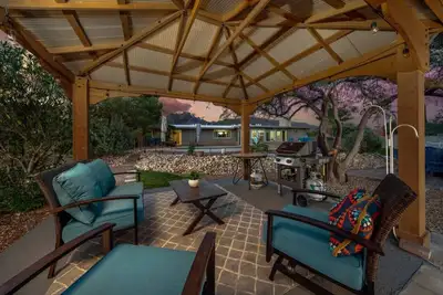 Image de Heated Pool & Hot Tub / 3 Br 2 Ba / Big 360º Views