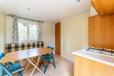 Mobil home sans sanitaire 6 personnes