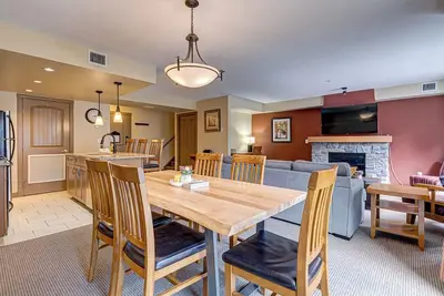 Image de Cozy Mountain Getaway, 2br, 1200sqft, Hot Tub