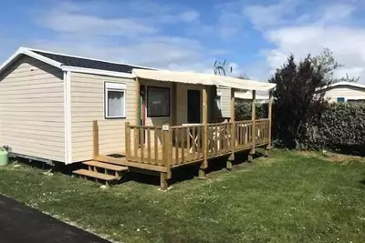 Image de Mobil home Confort Nirvana 32m² - 2 chambres - 2 salles de bains + terrasse semi-couverte 15m² 4 personnes