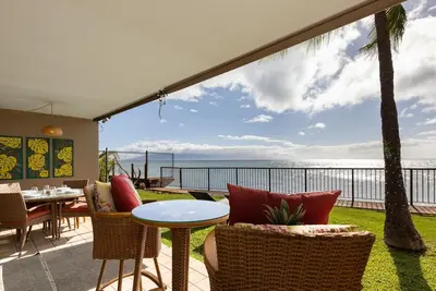 Image de Oceanfront 2br Condo w/ Pool Access & Sunset Views